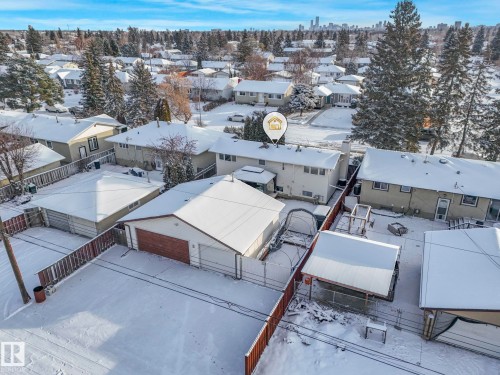 10936 165 Street, Edmonton, AB - Outdoor