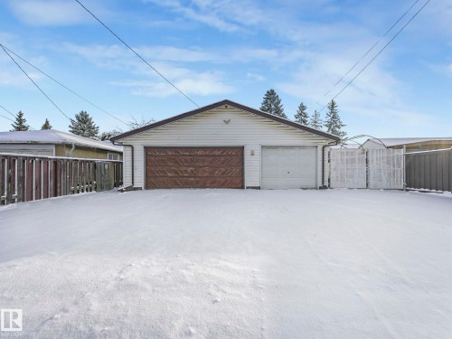 10936 165 Street, Edmonton, AB - Outdoor