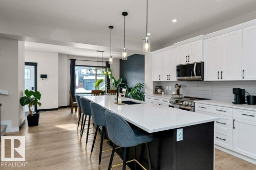 96 Garneau Gate, Spruce Grove, AB - Indoor Photo Showing Kitchen With Upgraded Kitchen