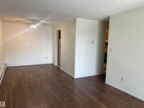 208 1620 48 Street, Edmonton, AB - Indoor Photo Showing Other Room
