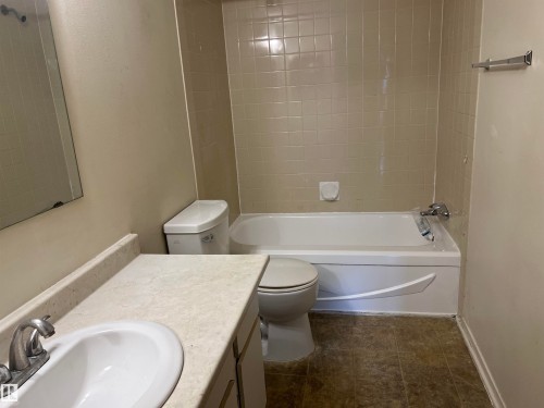 208 1620 48 Street, Edmonton, AB - Indoor Photo Showing Bathroom