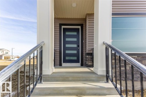 201 Caledonia Drive, Leduc, AB - Outdoor