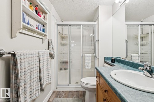 110 8315 83 Street Nw, Edmonton, AB - Indoor Photo Showing Bathroom