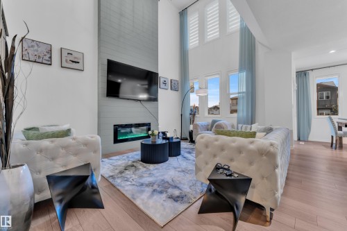 5209 22A Avenue, Edmonton, AB - Indoor With Fireplace