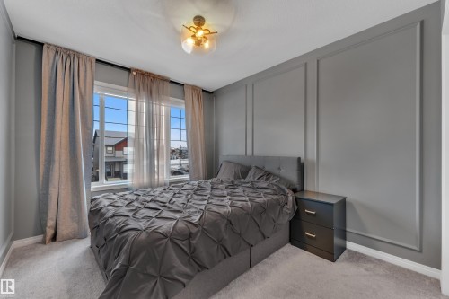 5209 22A Avenue, Edmonton, AB - Indoor Photo Showing Bedroom