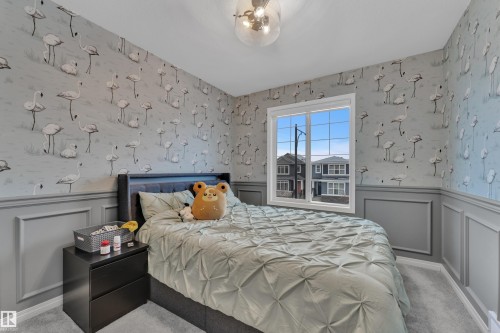 5209 22A Avenue, Edmonton, AB - Indoor Photo Showing Bedroom