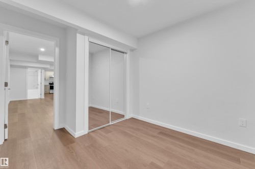 5209 22A Avenue, Edmonton, AB - Indoor Photo Showing Other Room