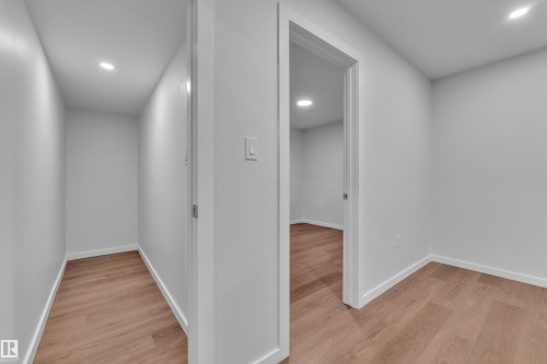 5209 22A Avenue, Edmonton, AB - Indoor Photo Showing Other Room