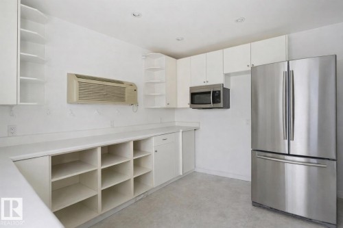 4709 50A Avenue, Calmar, AB - Indoor Photo Showing Kitchen