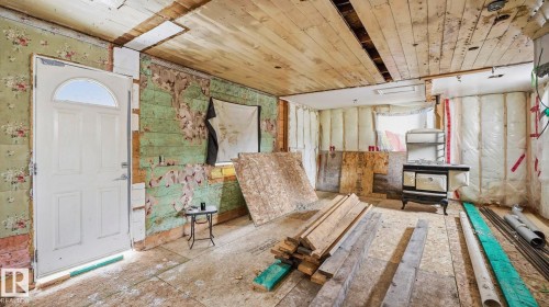 4709 50A Avenue, Calmar, AB - Indoor Photo Showing Other Room