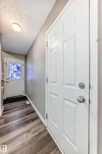 404 Hudson Court, Edmonton, AB - Indoor Photo Showing Other Room