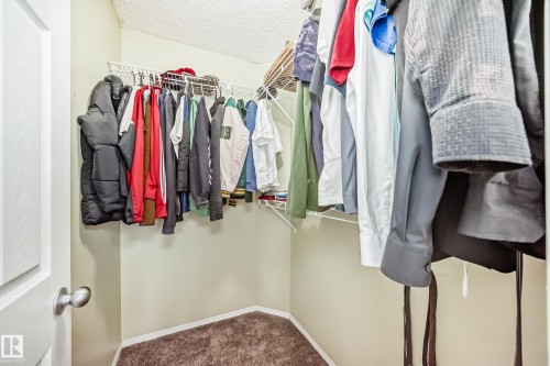 404 Hudson Court, Edmonton, AB - Indoor With Storage
