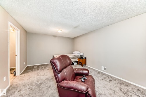 404 Hudson Court, Edmonton, AB - Indoor Photo Showing Other Room