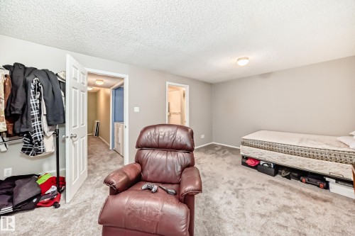 404 Hudson Court, Edmonton, AB - Indoor