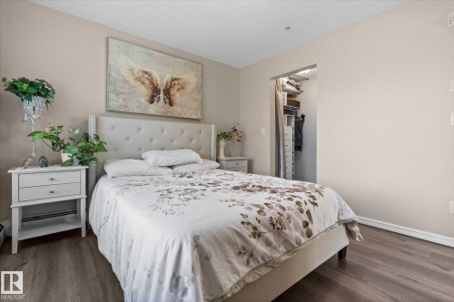 112 2208 44 Avenue, Edmonton, AB - Indoor Photo Showing Bedroom