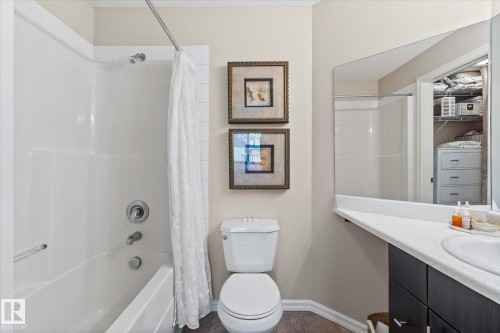 112 2208 44 Avenue, Edmonton, AB - Indoor Photo Showing Bathroom