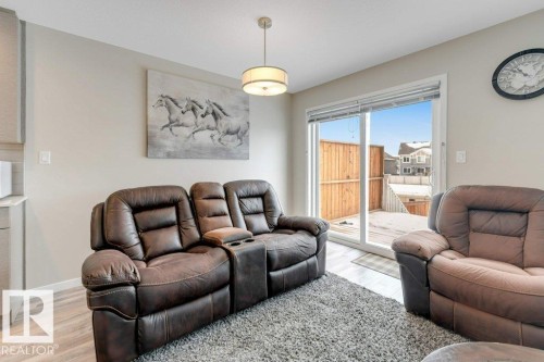2777 Chokecherry Place, Edmonton, AB - Indoor Photo Showing Living Room