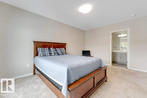 2777 Chokecherry Place, Edmonton, AB - Indoor Photo Showing Bedroom