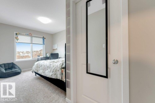 2777 Chokecherry Place, Edmonton, AB - Indoor Photo Showing Bedroom