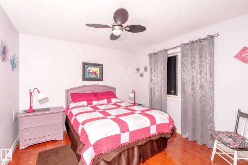 50431 Rge Rd 222, Rural Leduc County, AB - Indoor Photo Showing Bedroom