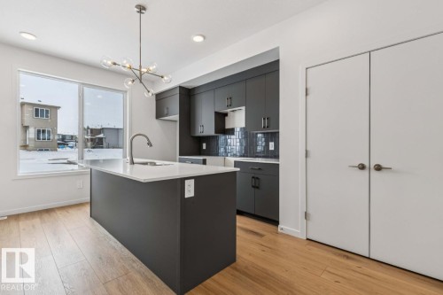 8120 228 Street, Edmonton, AB - Indoor Photo Showing Kitchen With Upgraded Kitchen