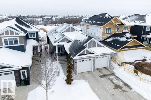 3698 Hummingbird Way, Edmonton, AB - Outdoor With Facade