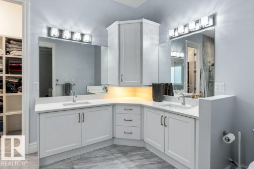 3698 Hummingbird Way, Edmonton, AB - Indoor Photo Showing Bathroom
