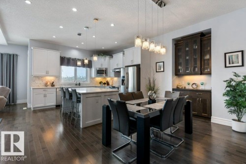 3698 Hummingbird Way, Edmonton, AB - Indoor