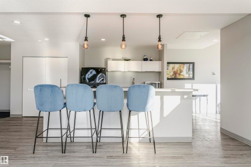203 11307 99 Avenue, Edmonton, AB - Indoor