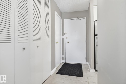 203 11307 99 Avenue, Edmonton, AB - Indoor Photo Showing Other Room