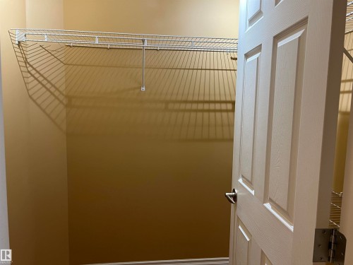 #306 4128 47 Street, Drayton Valley, AB - Indoor With Storage