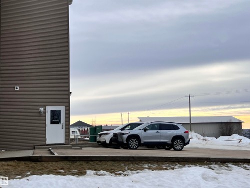 #306 4128 47 Street, Drayton Valley, AB - Outdoor