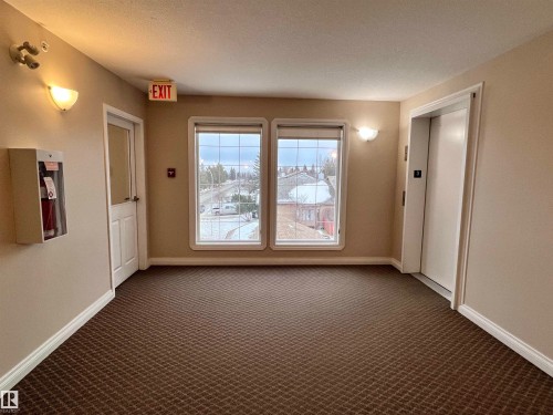 #306 4128 47 Street, Drayton Valley, AB - Indoor Photo Showing Other Room