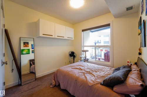 319 10523 123 Street, Edmonton, AB - Indoor Photo Showing Bedroom