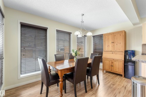 7422 Singer Landing Landing, Edmonton, AB - Indoor Photo Showing Dining Room
