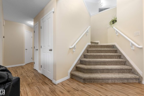 7422 Singer Landing Landing, Edmonton, AB - Indoor Photo Showing Other Room