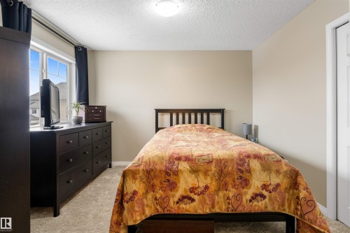7422 Singer Landing Landing, Edmonton, AB - Indoor Photo Showing Bedroom
