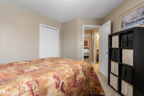7422 Singer Landing Landing, Edmonton, AB - Indoor Photo Showing Bedroom