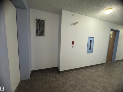 Very Close to elevator - 301 9928 105 Street, Westlock, AB - Indoor Photo Showing Other Room