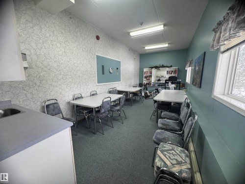 301 9928 105 Street, Westlock, AB - Indoor