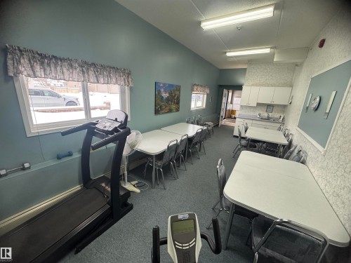 301 9928 105 Street, Westlock, AB - Indoor