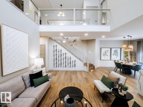 7005 Kiviaq Crescent, Edmonton, AB - Indoor Photo Showing Living Room