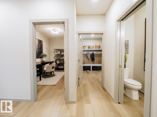 7005 Kiviaq Crescent, Edmonton, AB - Indoor