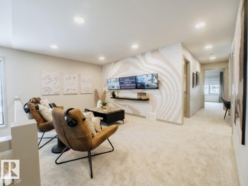 7005 Kiviaq Crescent, Edmonton, AB - Indoor Photo Showing Other Room