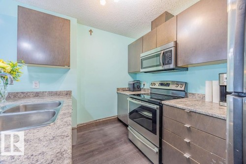 114 340 Windermere Road, Edmonton, AB - Indoor Photo Showing Kitchen With Double Sink