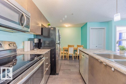 114 340 Windermere Road, Edmonton, AB - Indoor Photo Showing Kitchen