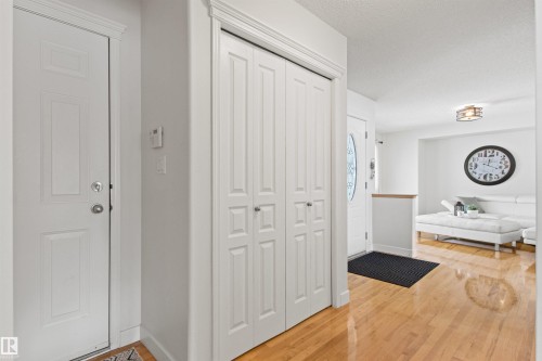 170 Galland Crescent, Edmonton, AB - Indoor Photo Showing Other Room