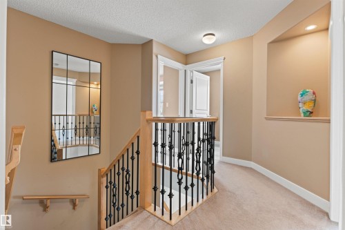 170 Galland Crescent, Edmonton, AB - Indoor Photo Showing Other Room