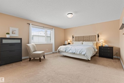 170 Galland Crescent, Edmonton, AB - Indoor Photo Showing Bedroom