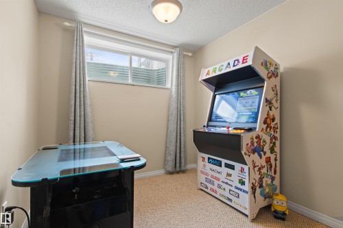 170 Galland Crescent, Edmonton, AB - Indoor